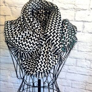 Black and White with Hunter  Green Houndstooth Frayed Edge Scarf or Wrap